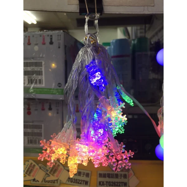 【 大林電子 】 海闊提 燈飾 聖誕燈飾 彩色(四彩) 閃爍 雪花燈 USB供電