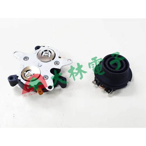 tw-11134207-7qul3-lgexax2tcj5t63 【 大林電子 】 48mm 電熱水壺底座溫控開關 P/D5271 53*48*53mm