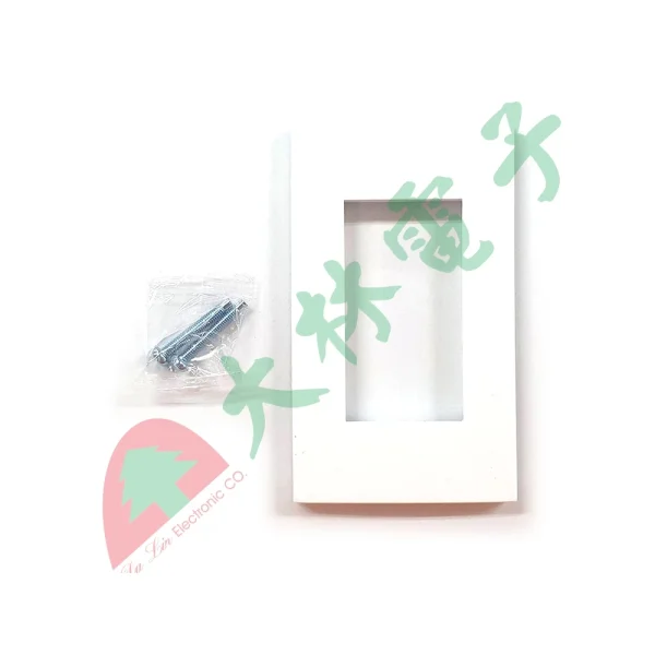【 大林電子 】 ★ 電子材料 ★ 23*36mm 三孔蓋板(36蓋板) 40-312 128型