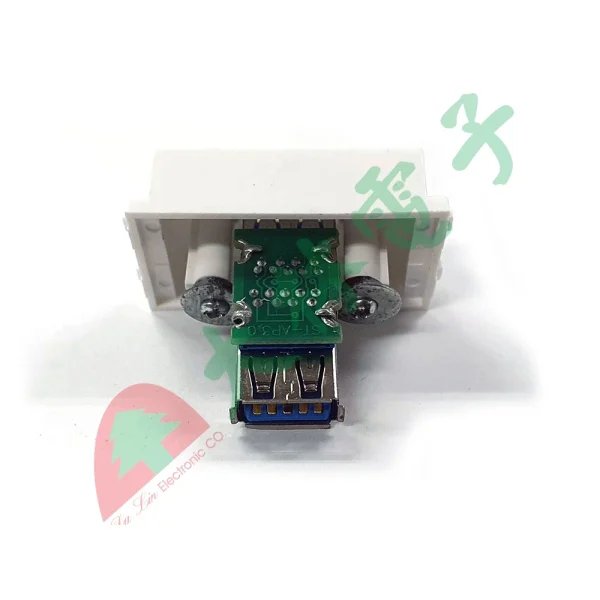 【 大林電子 】 ★ 電子材料 ★ 128型 USB3.0插座