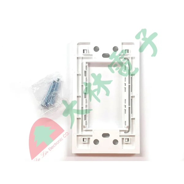 【 大林電子 】 ★ 電子材料 ★ 23*36mm 三孔蓋板(36蓋板) 40-312 128型