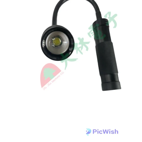 【 大林電子 】LED 工作維修燈工作燈 磁吸軟管變焦 手電筒 T6 360度轉動 18650 電池另購